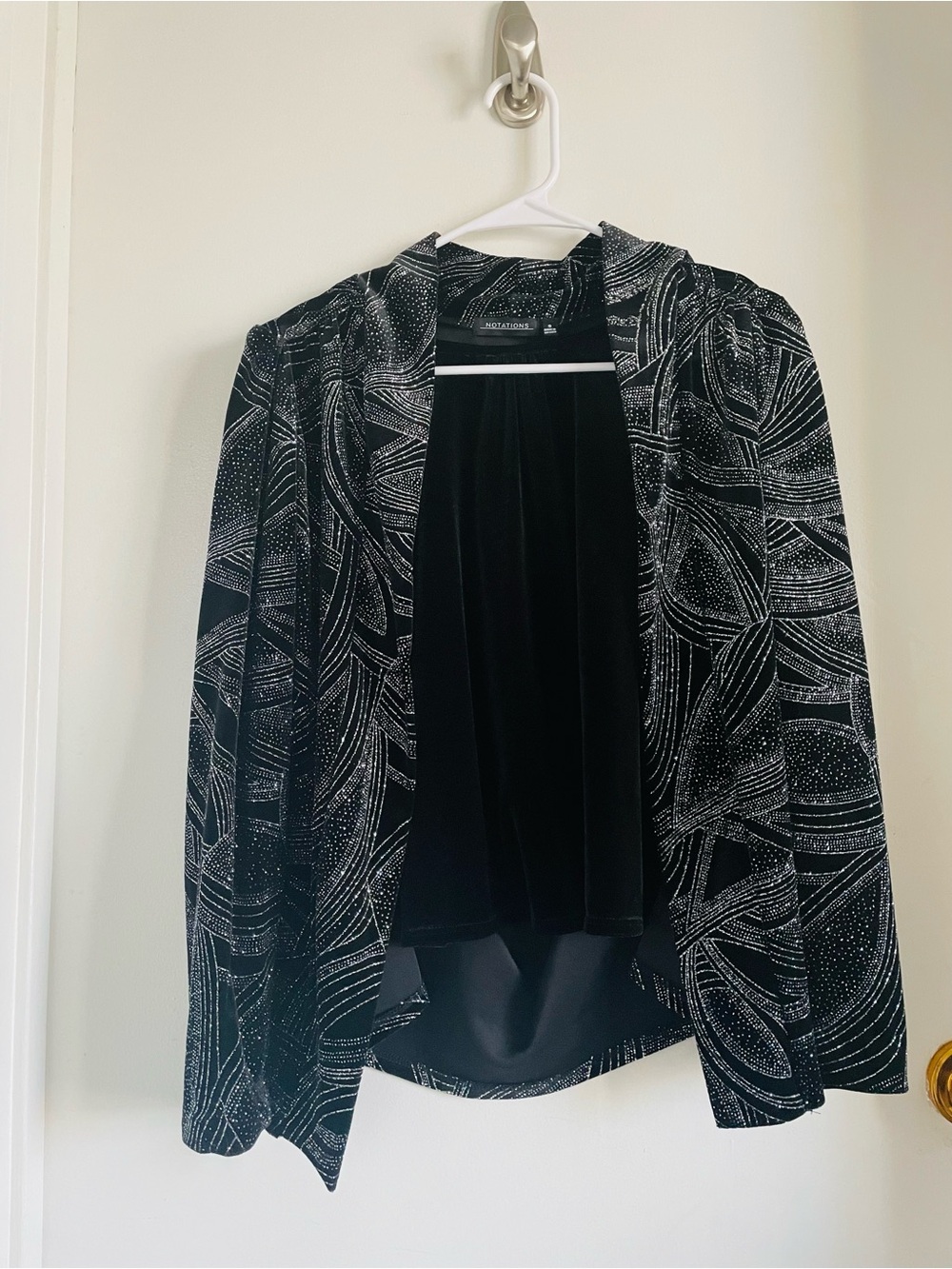 Notations Black Velvet-Trim Open Front Blouse with Silver Abstract Pattern